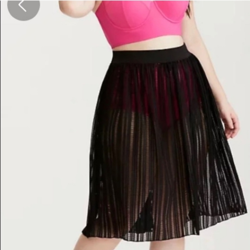 Torrid Swim Crochet Midi Cover Up Skirt - Size 4 - 26/28 - NWOT